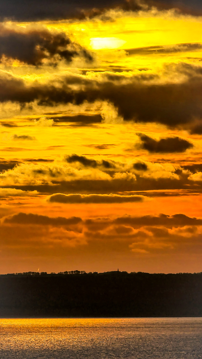 Amber sunset photography by Tony Livins