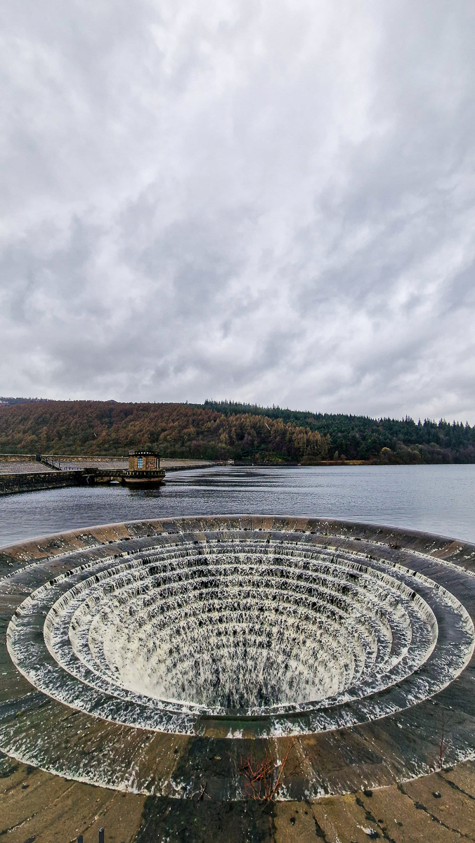 Architectural circular detail photography by Tony Livins